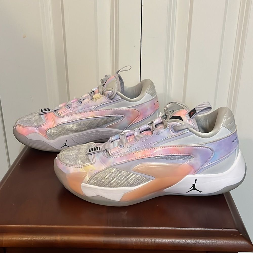 Nike Air Jordan Luka 2 Nebula Basketball Shoes Sneakers 6Y